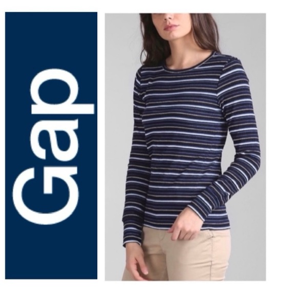 💥 GAP Blue Metallic Feather Knit Top NWT S - Picture 1 of 14